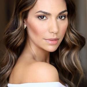 Meet your Posher, Layla stephen